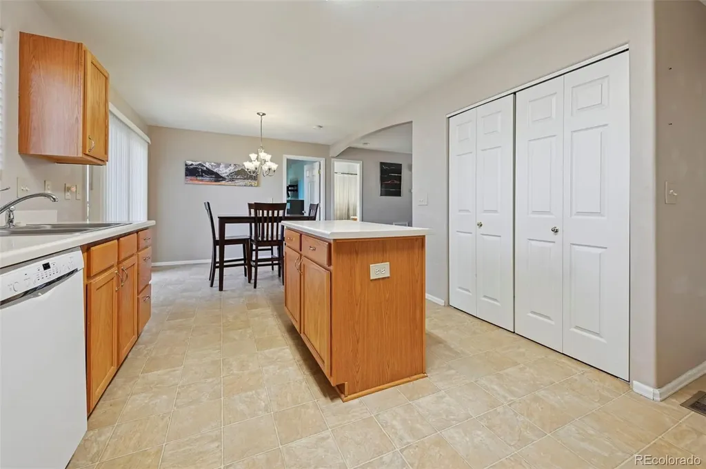 339 Ellers Grove Colorado Springs CO 80916