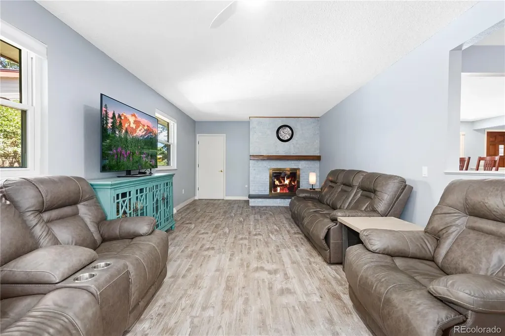 5876 W Canyon Avenue Littleton CO 80128