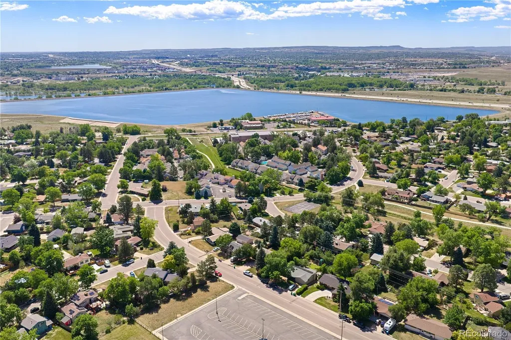 5876 W Canyon Avenue Littleton CO 80128