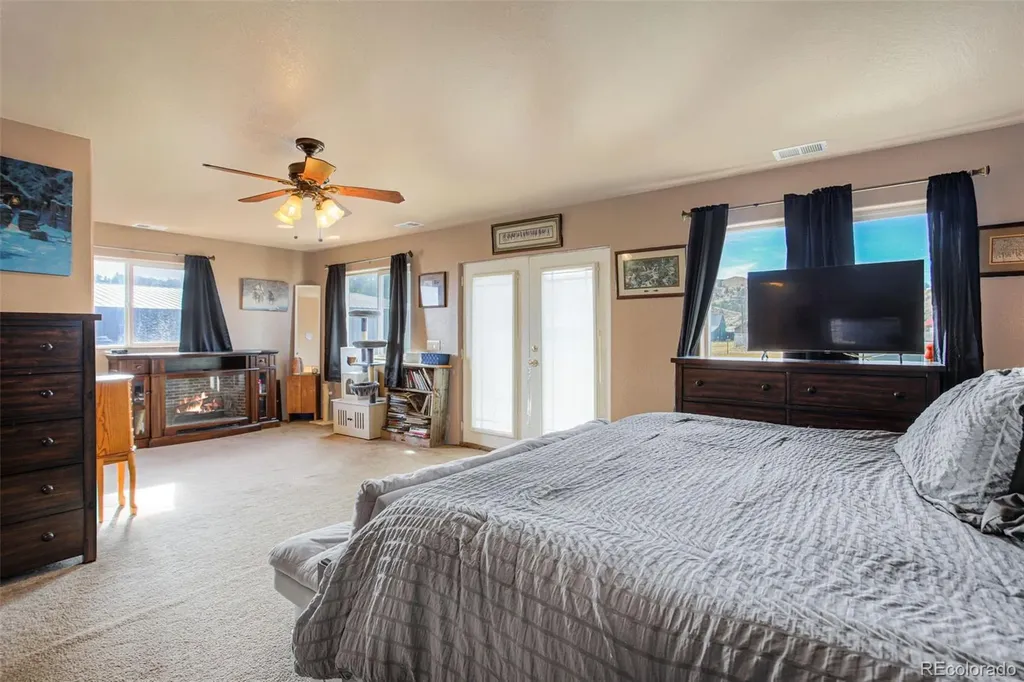 73 Mid Land Avenue Hartsel CO 80449