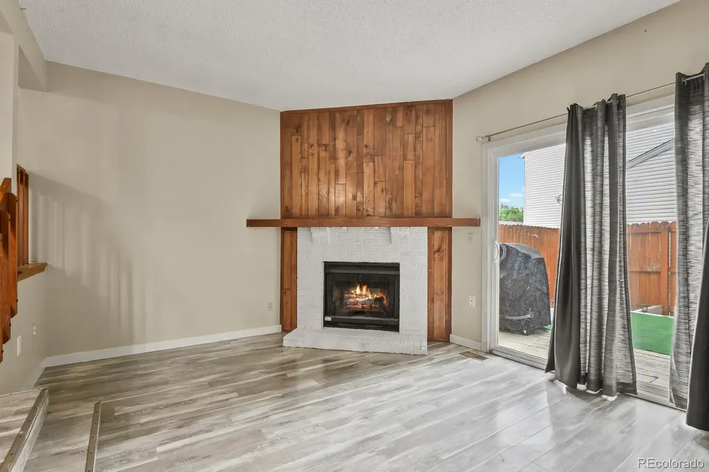 4290 S Mobile Circle Aurora CO 80013