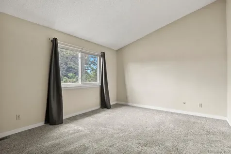 4290 S Mobile Circle Aurora CO 80013