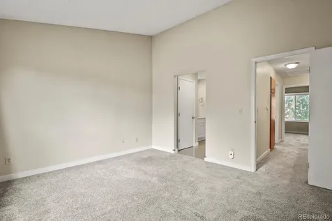 4290 S Mobile Circle Aurora CO 80013