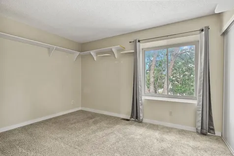 4290 S Mobile Circle Aurora CO 80013