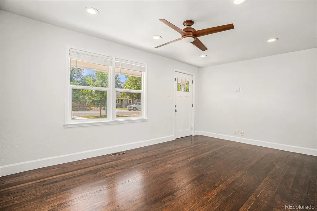1764 Oswego Street Aurora CO 80010