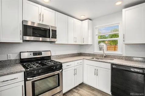 1764 Oswego Street Aurora CO 80010