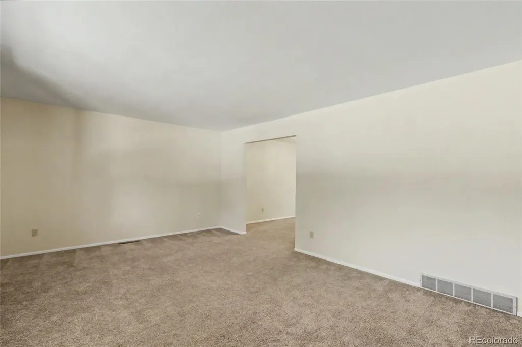 265 Silver Spring Drive Colorado Springs CO 80919
