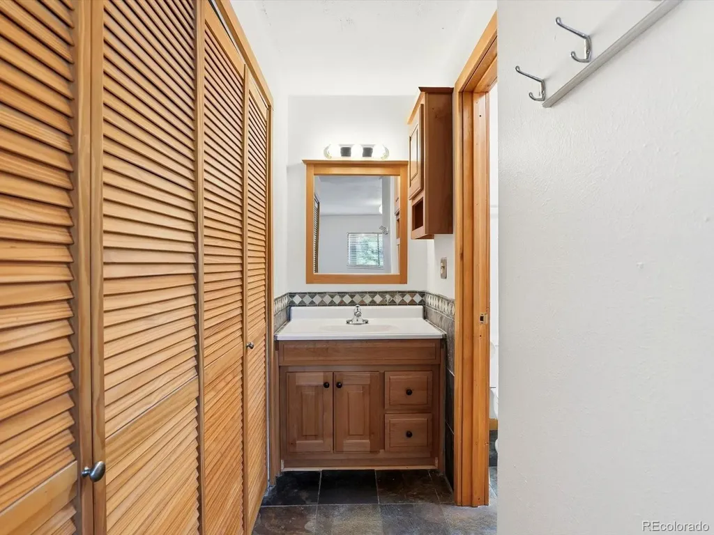 695 Manhattan Drive Boulder CO 80303