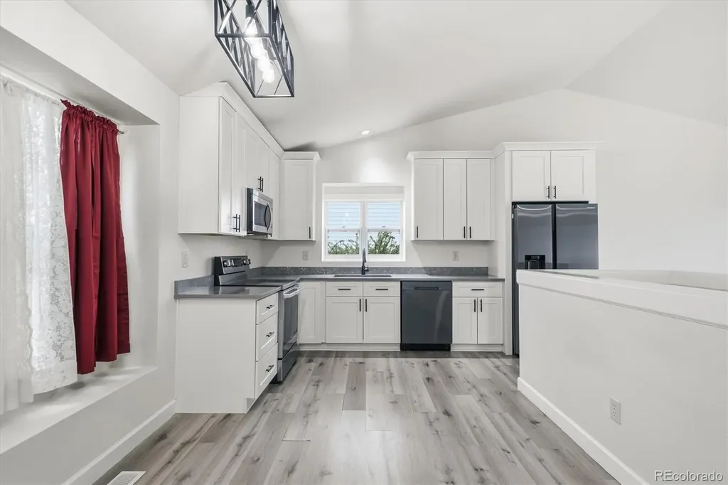 18171 E Crestridge Drive Centennial CO 80015