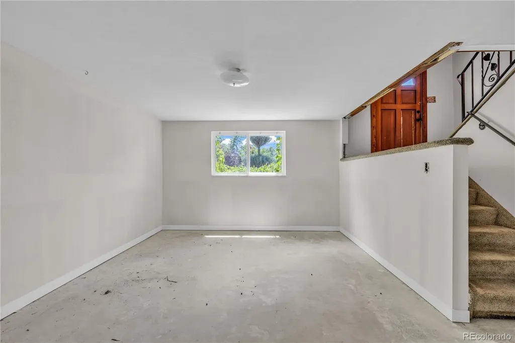 4391 Dixon Drive Westminster CO 80031