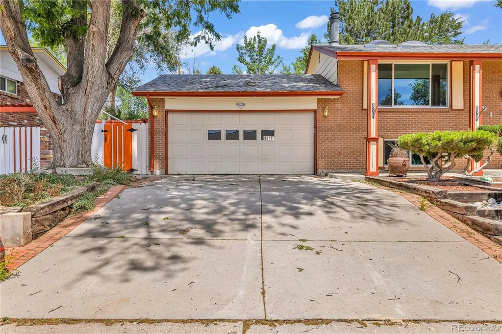 4391 Dixon Drive Westminster CO 80031