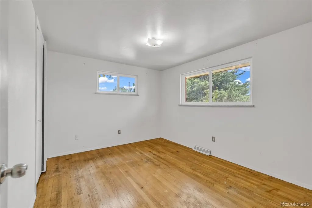 4391 Dixon Drive Westminster CO 80031