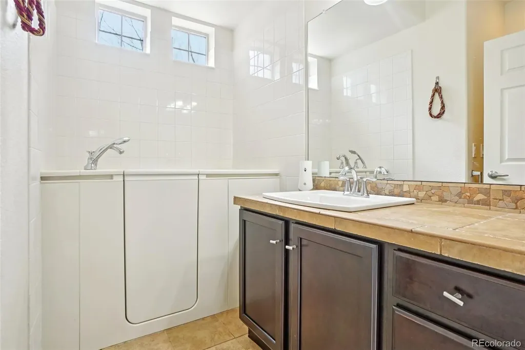 5471 Ensenada Court Denver CO 80249