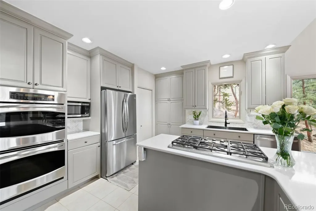 2736 Hiwan Drive Evergreen CO 80439