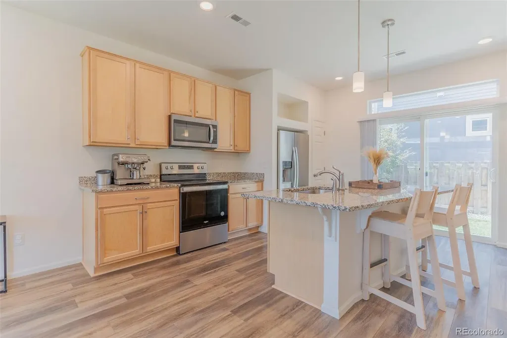211 S Oak Hill Street Aurora CO 80018