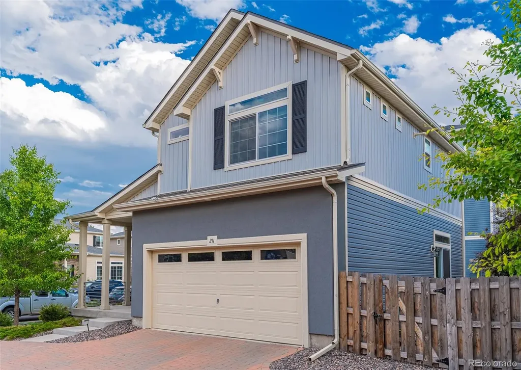 211 S Oak Hill Street Aurora CO 80018