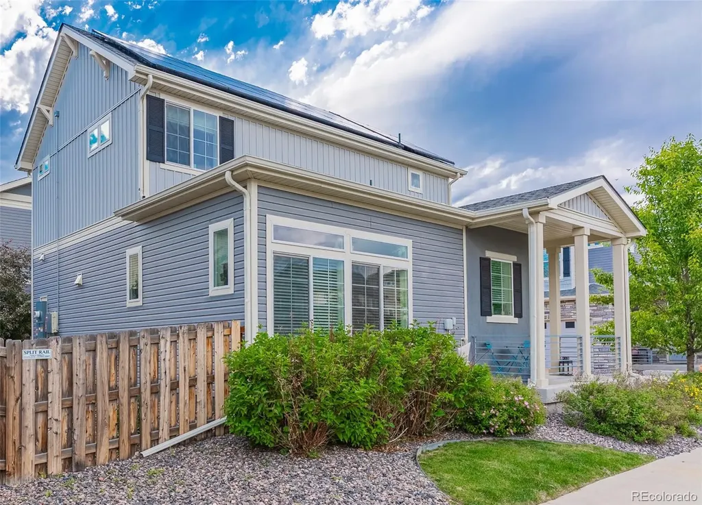 211 S Oak Hill Street Aurora CO 80018