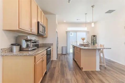 211 S Oak Hill Street Aurora CO 80018