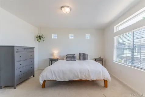 211 S Oak Hill Street Aurora CO 80018