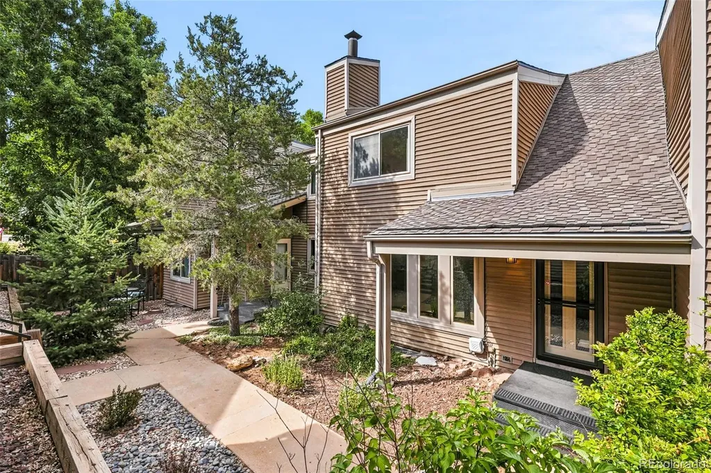 6846 Surrey Trail Littleton CO 80125