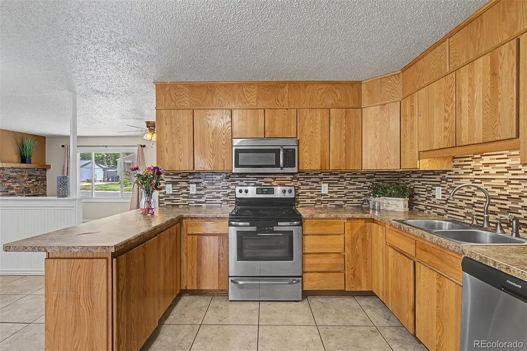 2 Arlen Street Colorado Springs CO 80909