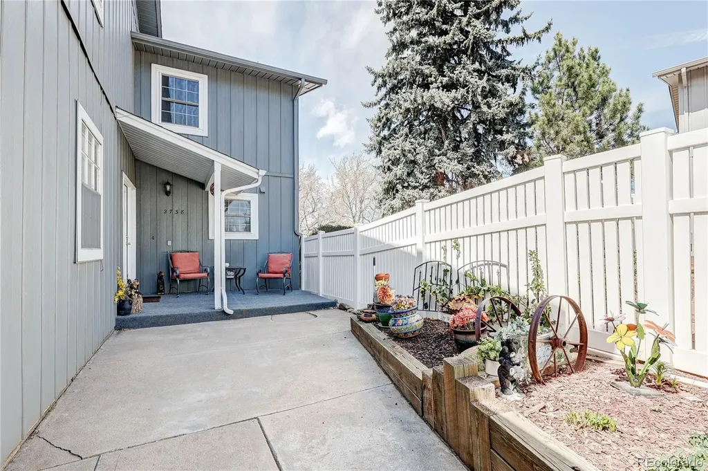 2738 S Xanadu Way Aurora CO 80014