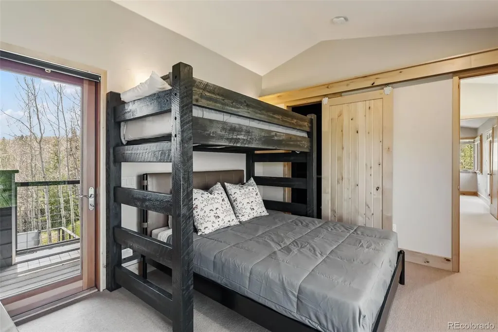 2800 Hunters Knob Road Silverthorne CO 80498
