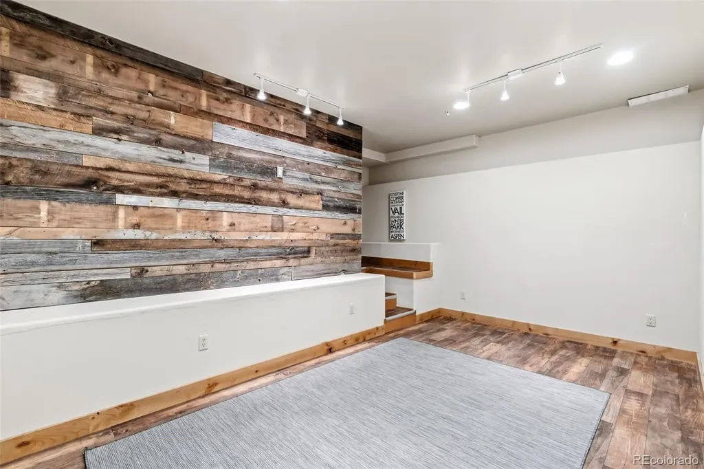 2800 Hunters Knob Road Silverthorne CO 80498