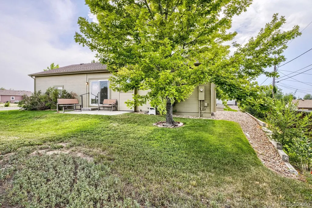 6589 Conter Avenue Commerce City CO 80022