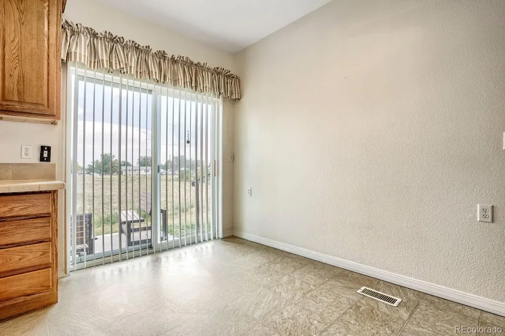 6589 Conter Avenue Commerce City CO 80022