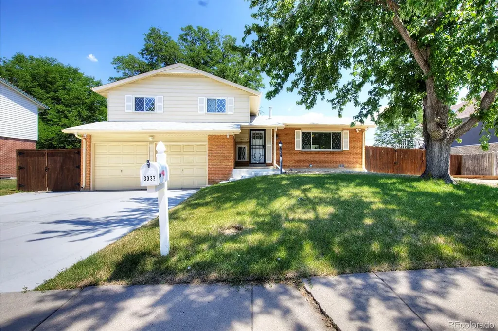 3032 S Saulsbury Street Denver CO 80227