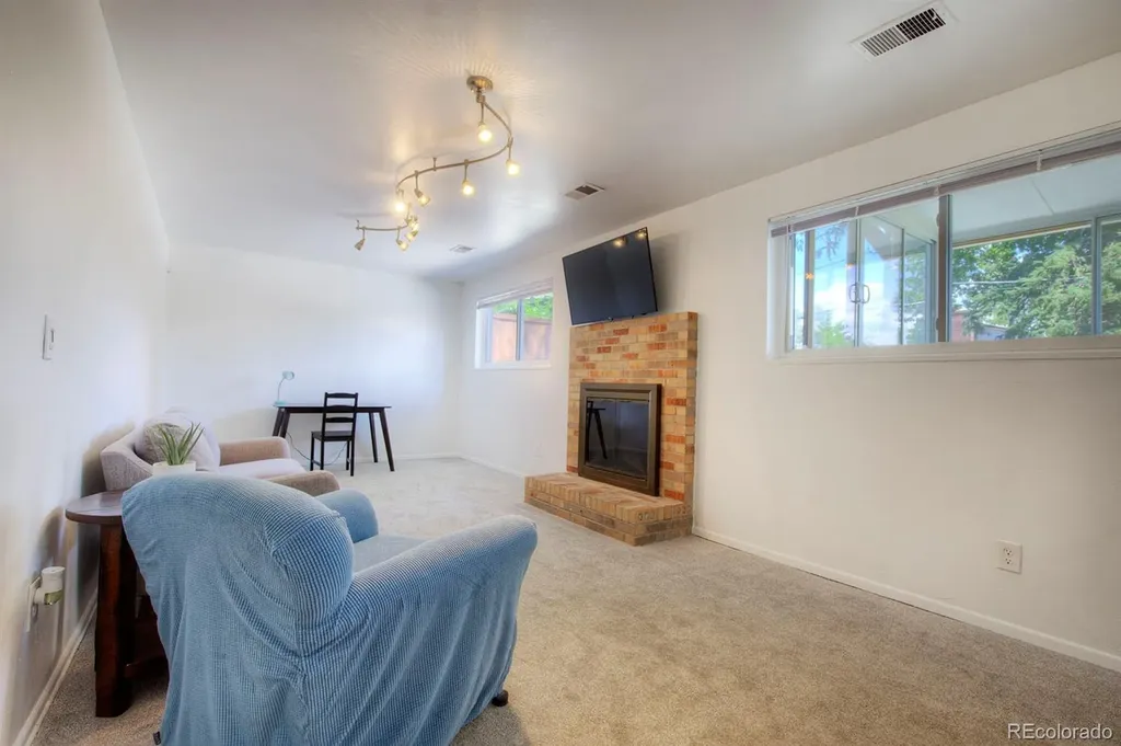 3032 S Saulsbury Street Denver CO 80227