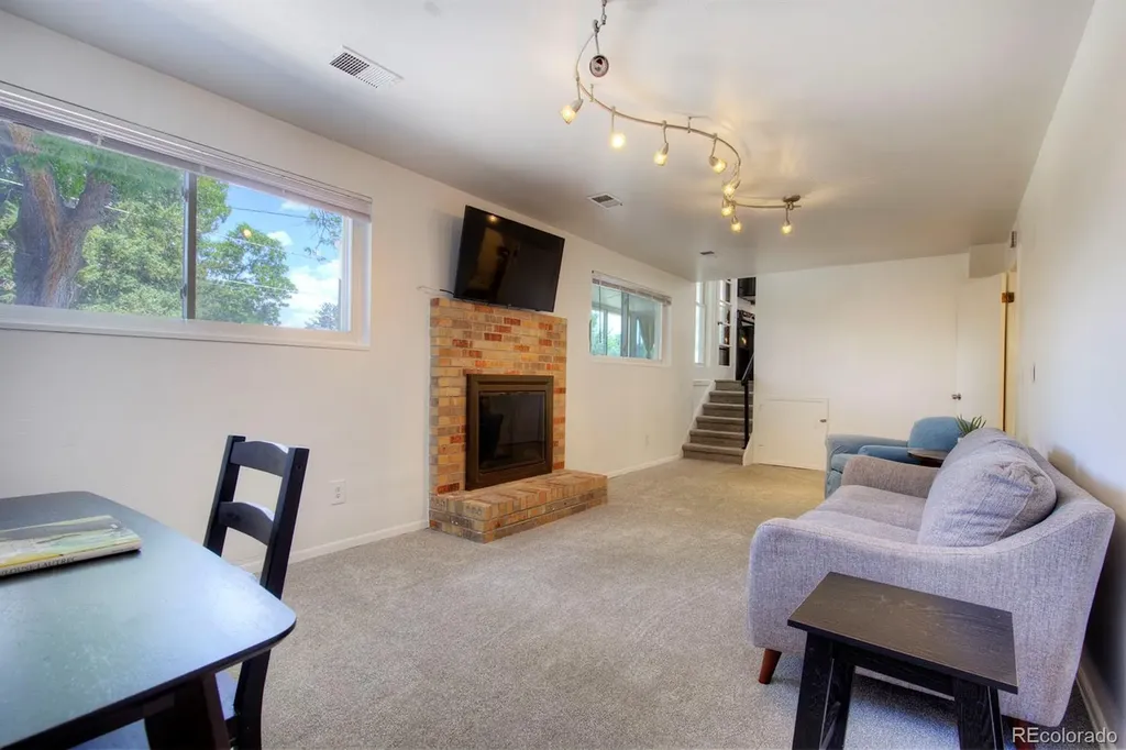 3032 S Saulsbury Street Denver CO 80227