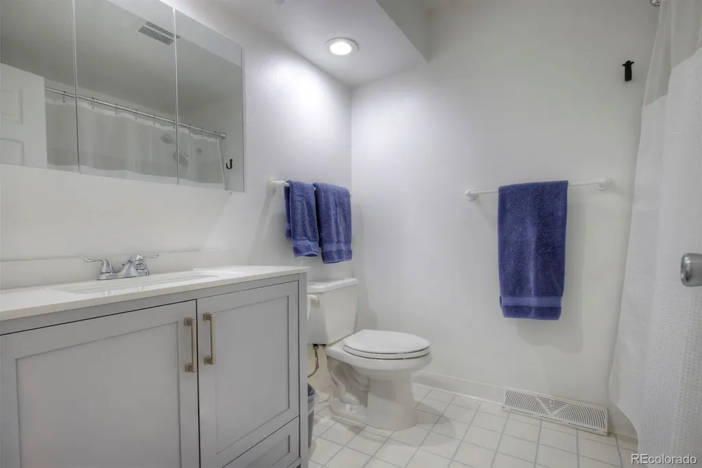 3032 S Saulsbury Street Denver CO 80227