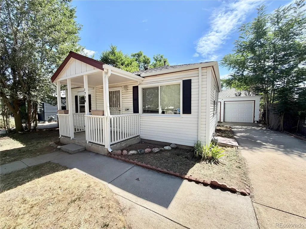 1738 Verbena Street Denver CO 80220