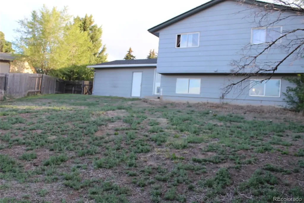5055 Picket Drive Colorado Springs CO 80918