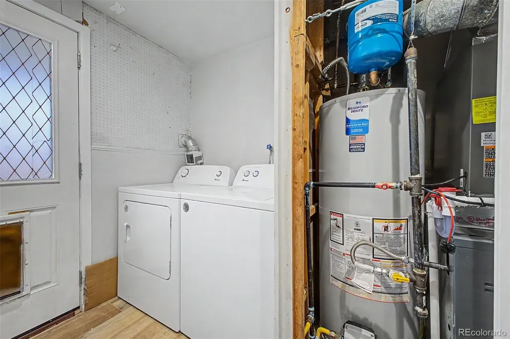 660 S Arbutus Street Lakewood CO 80228