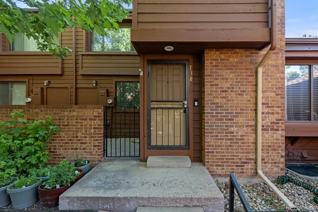 2685 S Dayton Way Denver CO 80231
