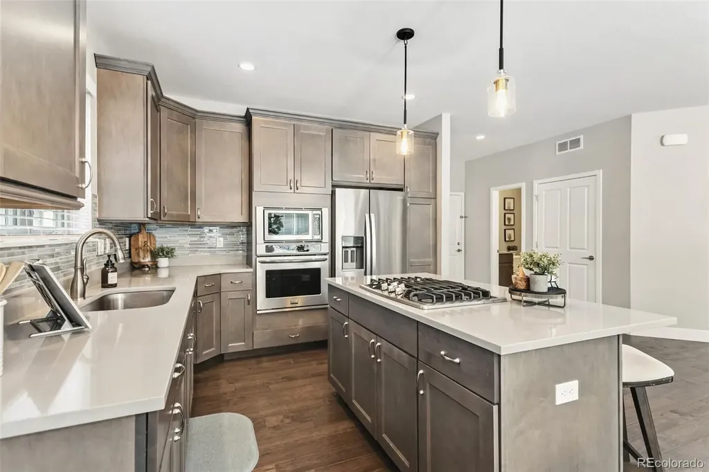 6835 Surrey Trail Littleton CO 80125