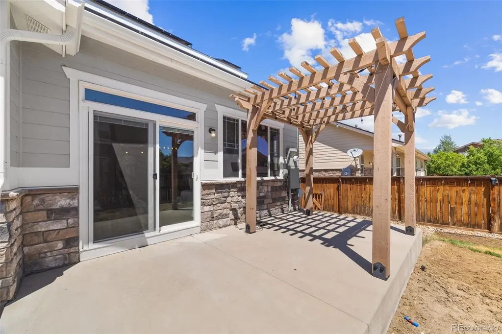 484 N Jamestown Way Aurora CO 80018