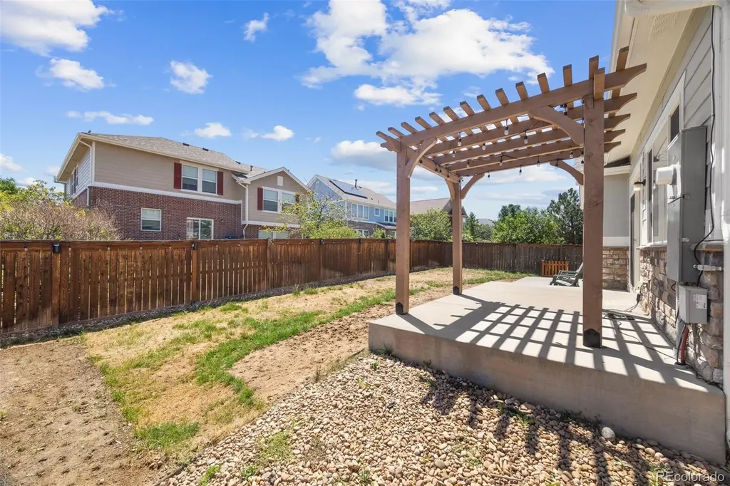 484 N Jamestown Way Aurora CO 80018
