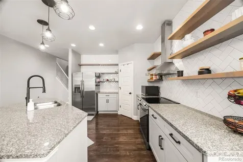 484 N Jamestown Way Aurora CO 80018