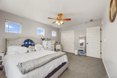 484 N Jamestown Way Aurora CO 80018