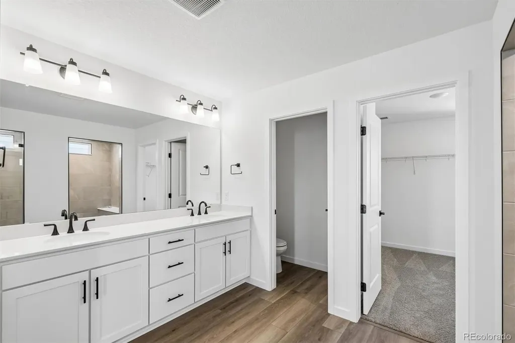 25264 E Warren Place Aurora CO 80018