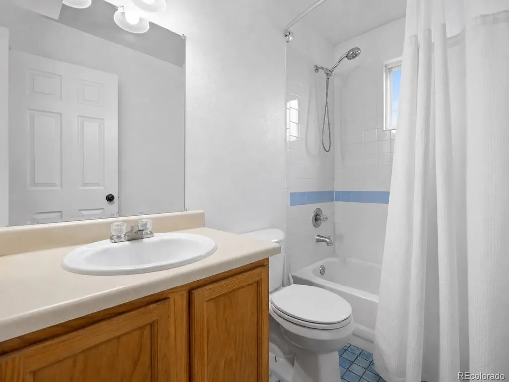 11785 W Independence Avenue Lakewood CO 80401