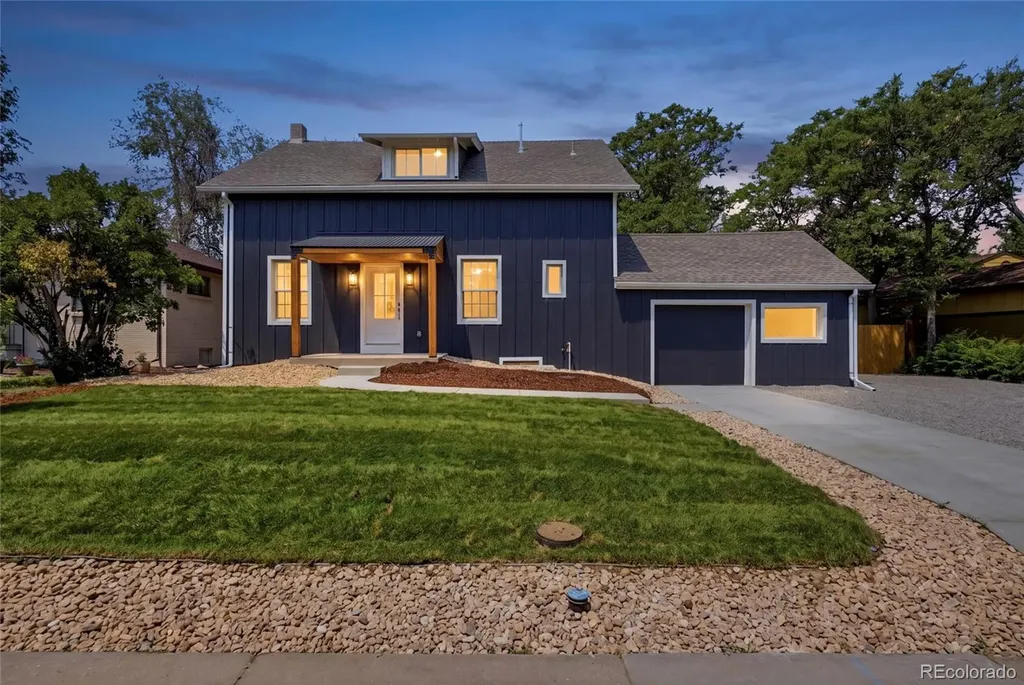 2919 Forest Street Denver CO 80207