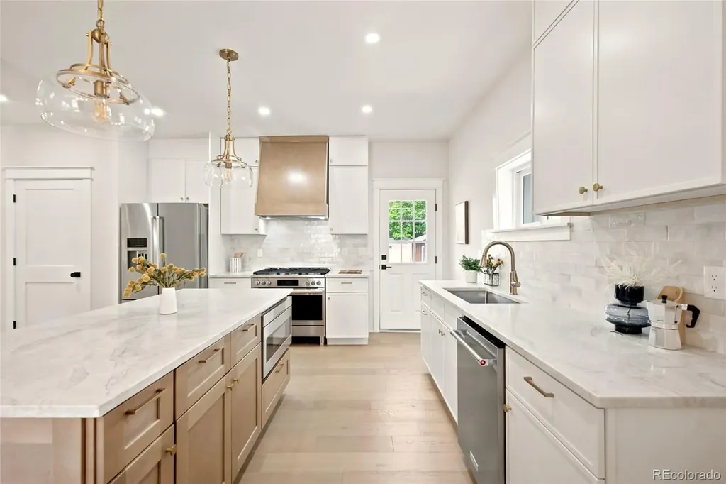 2919 Forest Street Denver CO 80207