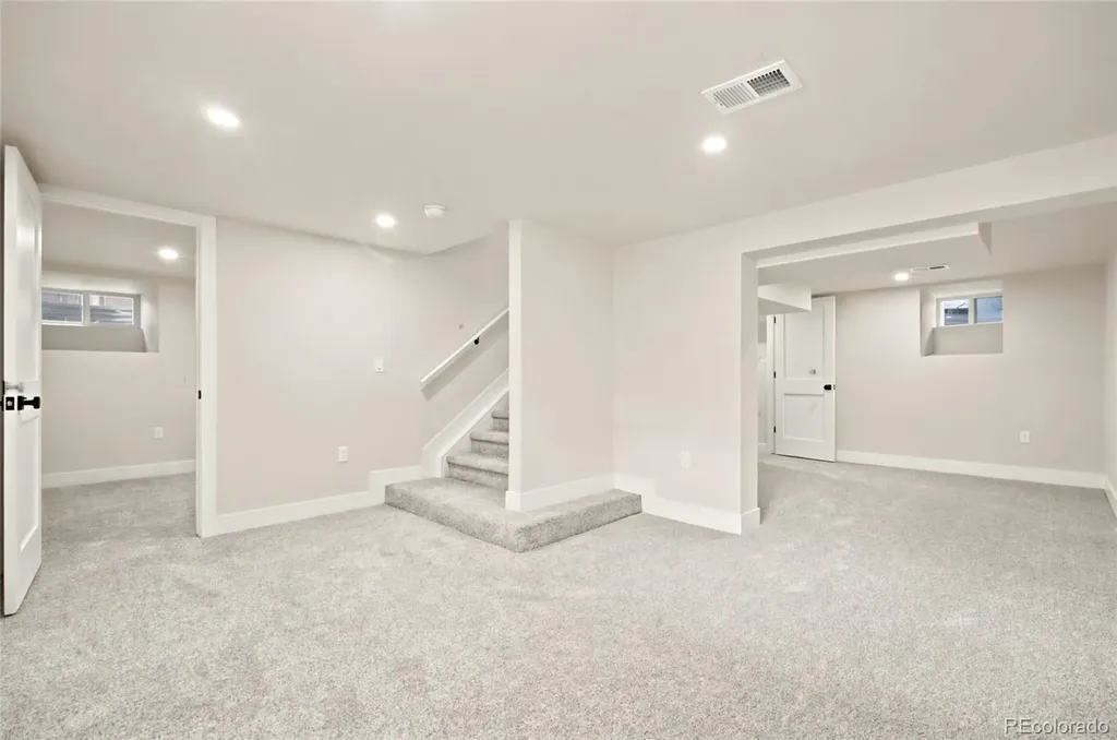 2919 Forest Street Denver CO 80207