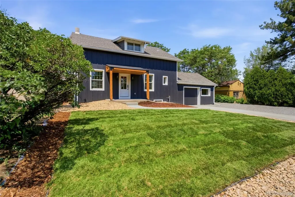 2919 Forest Street Denver CO 80207