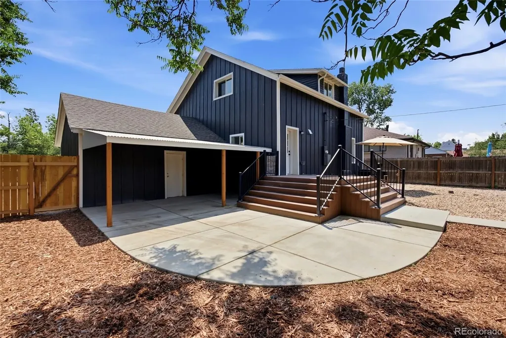 2919 Forest Street Denver CO 80207